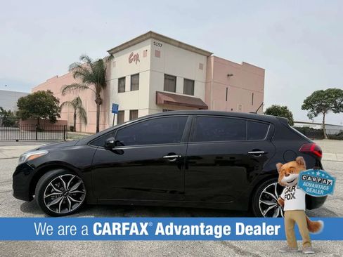 Used 2017 Kia Forte SX FWD image 9