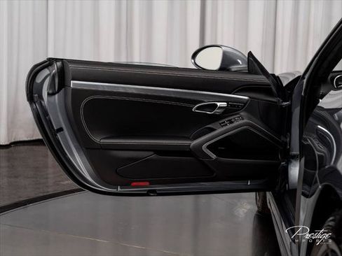 Used 2025 Porsche 718 Cayman GTS RWD image 18