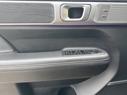 Certified 2024 Hyundai Santa Fe Limited AWD/4WD image 10