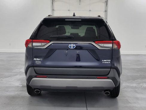 Used 2020 Toyota RAV4 Limited image 8
