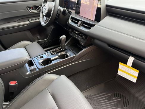New 2026 Subaru Outback Touring XT AWD/4WD image 16