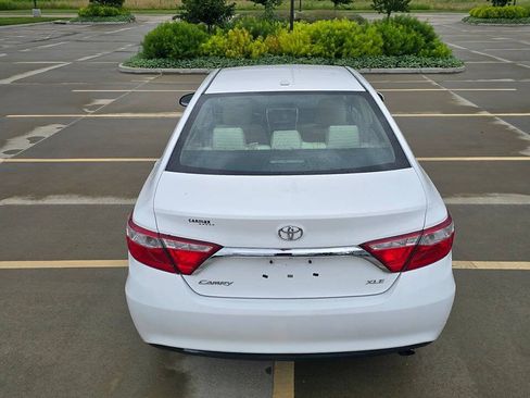 Used 2016 Toyota Camry XLE w/ Protection Package (Q2) FWD image 9
