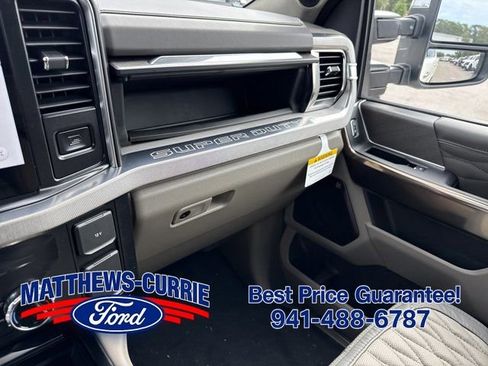 New 2026 Ford F250 Platinum w/ Platinum Plus Package AWD/4WD image 27