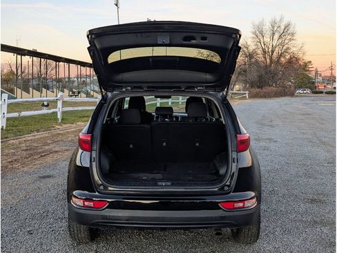 Used 2017 Kia Sportage LX image 13