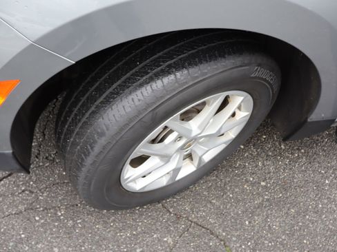 Certified 2024 Chevrolet Equinox LT image 40