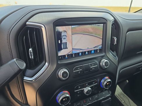 Used 2022 GMC Sierra 3500 Denali AWD/4WD image 24