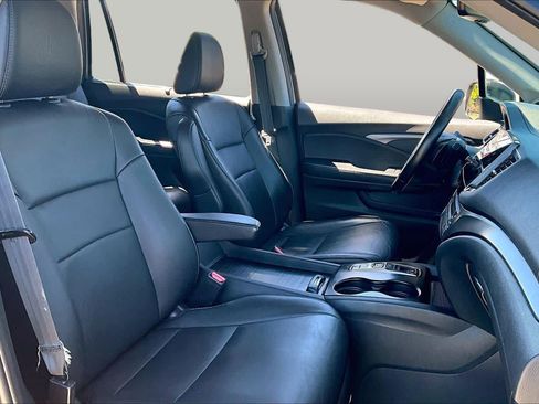 Used 2021 Honda Pilot Special Edition image 8