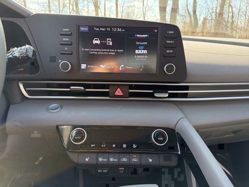Certified 2023 Hyundai Elantra Blue image 22