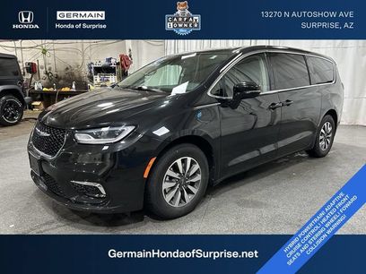 Used 2024 Chrysler Pacifica Limited