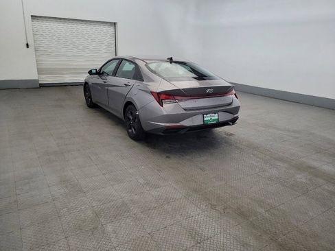 Used 2023 Hyundai Elantra SEL FWD image 5