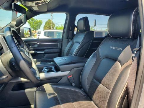 Used 2023 RAM 1500 Laramie AWD/4WD image 5