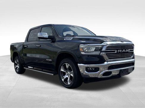 Used 2022 RAM 1500 Laramie AWD/4WD image 3