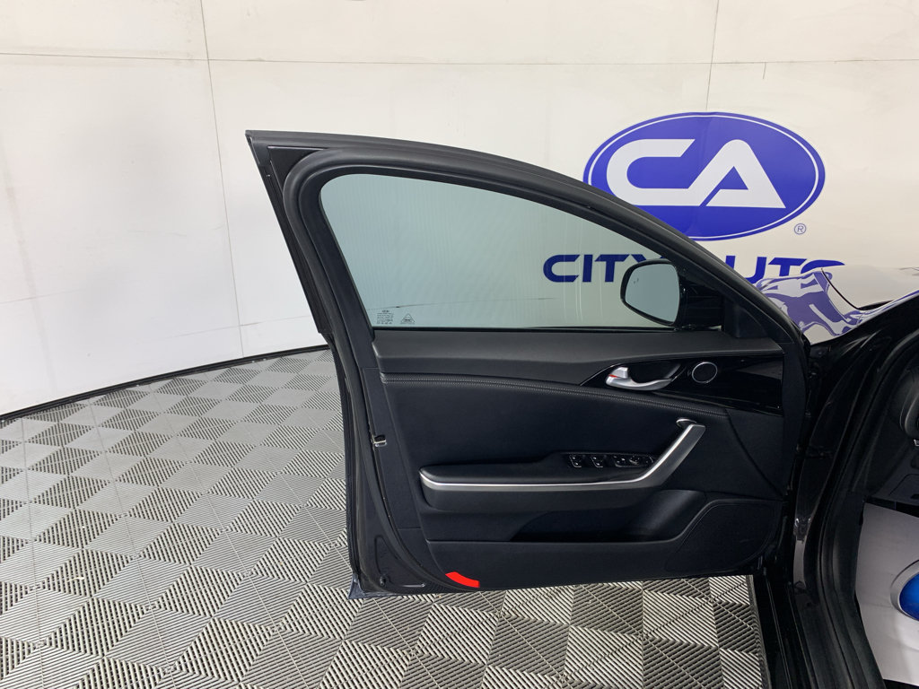 Used 2022 Kia Stinger GT-Line RWD image 13