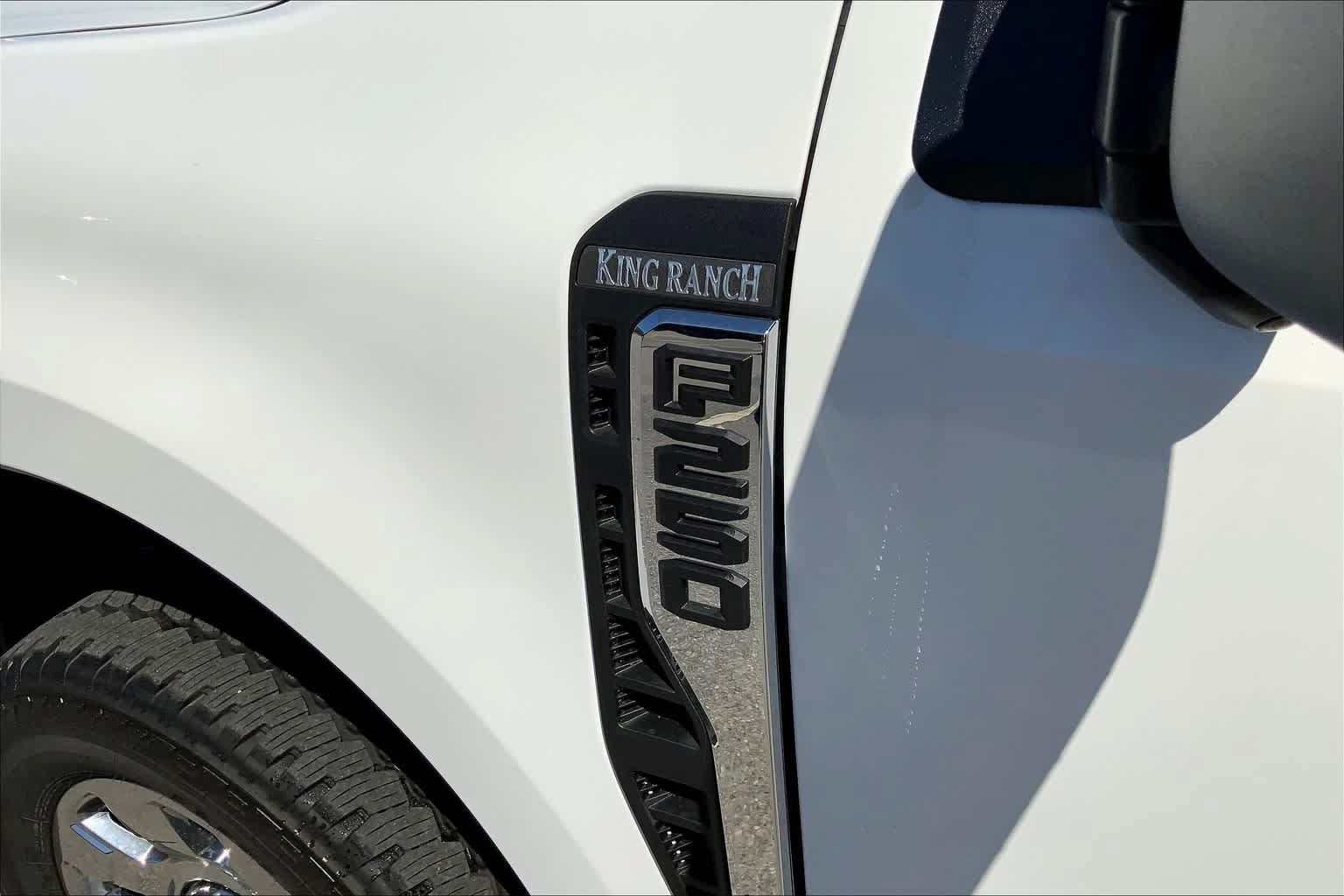 Used 2025 Ford F250 King Ranch w/ Chrome Package AWD/4WD image 13