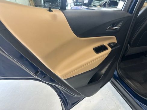 Used 2022 Chevrolet Equinox Premier AWD/4WD image 30