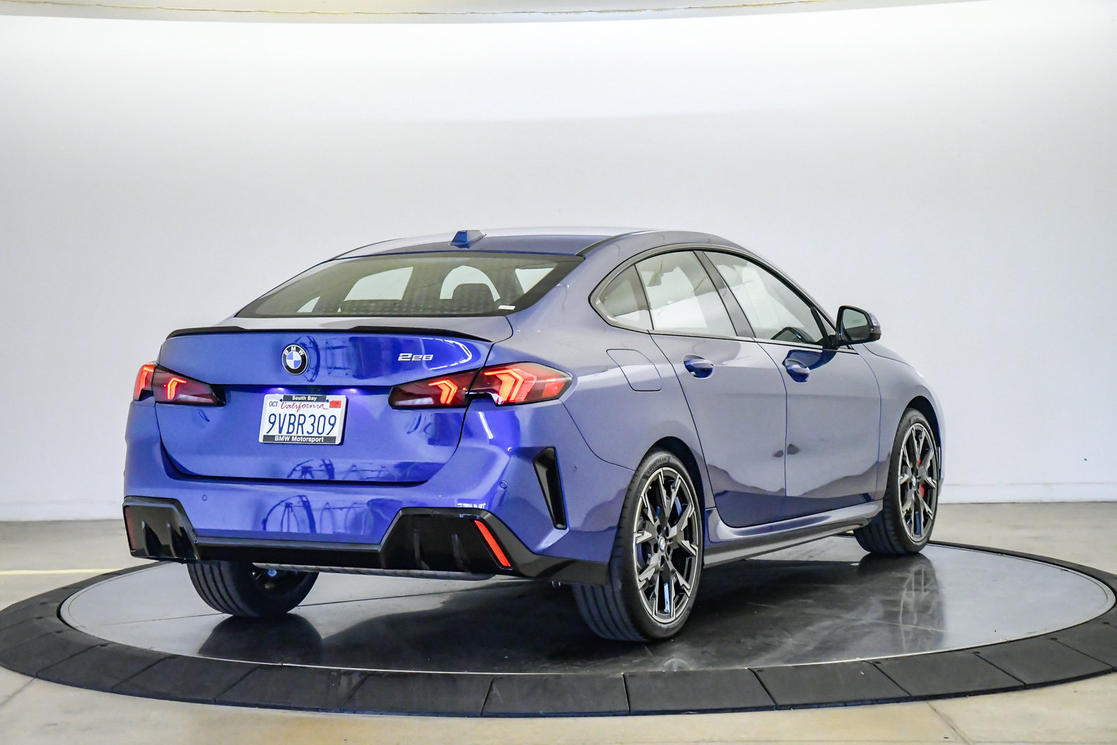 Used 2026 BMW 228i w/ Technology Package FWD image 5