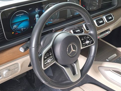 Used 2021 Mercedes-Benz GLE 350 4MATIC image 22