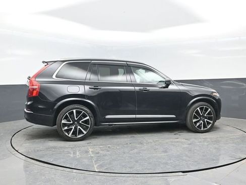 Used 2023 Volvo XC90 B6 Plus w/ Protection Package image 3