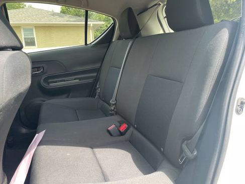Used 2015 Toyota Prius C Two FWD image 10
