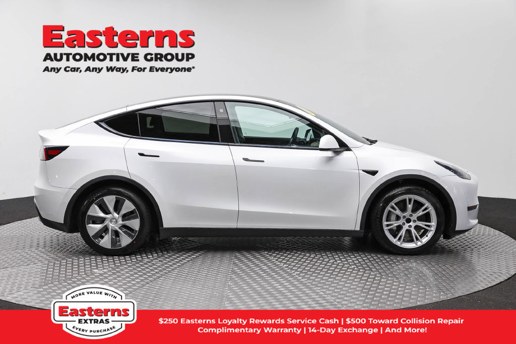 Used 2021 Tesla Model Y Long Range AWD/4WD image 5