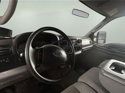 Used 2007 Ford F350 XLT image 9