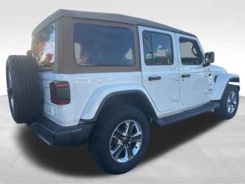Used 2021 Jeep Wrangler Unlimited Sahara image 4