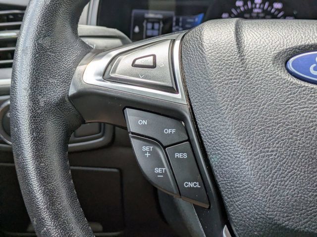 Used 2022 Ford Edge SEL AWD/4WD image 26
