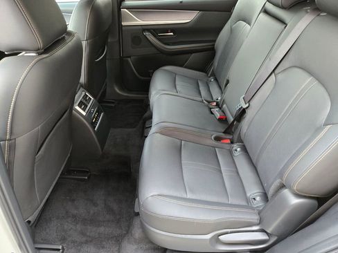 Used 2025 MAZDA CX-70 Plug-In Hybrid w/ Premium Pkg image 14