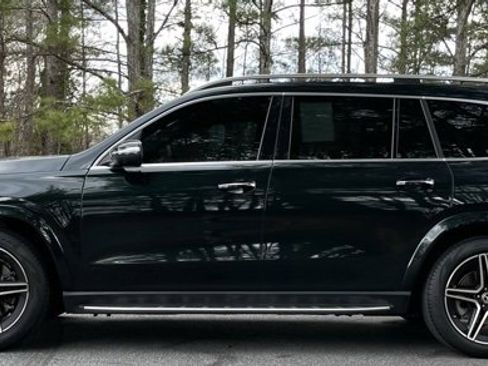 Used 2021 Mercedes-Benz GLS 580 4MATIC image 4