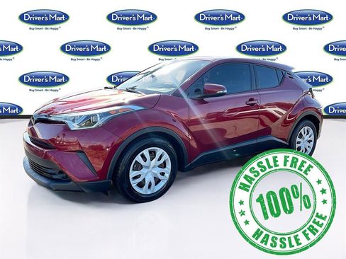 Used 2019 Toyota C-HR LE image 3