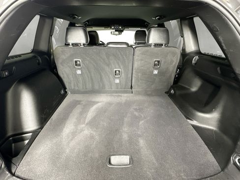 Used 2023 Jeep Grand Cherokee Altitude image 24
