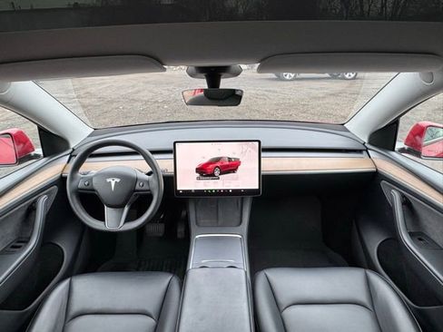 Used 2023 Tesla Model Y Long Range image 15