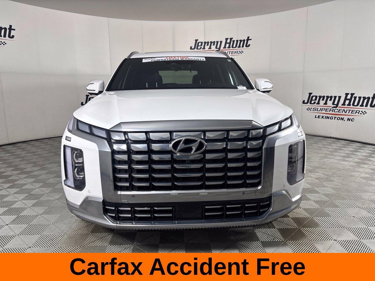 Used 2024 Hyundai Palisade Calligraphy AWD/4WD image 3