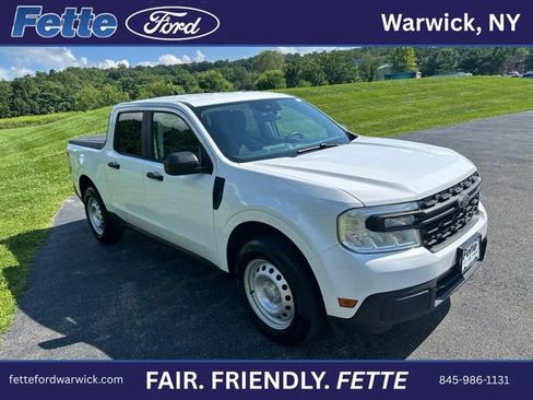 Certified 2022 Ford Maverick XL w/ Equipment Group 100A Standard AWD/4WD image 4
