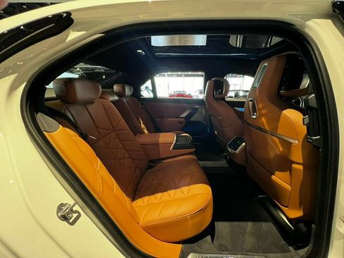 Used 2023 BMW 740i RWD image 22