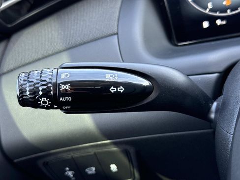 Used 2022 Hyundai Tucson Limited image 10