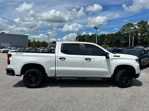 Used 2022 Chevrolet Silverado 1500 LT Trail Boss w/ LT Trail Boss Premium Package AWD/4WD image 5