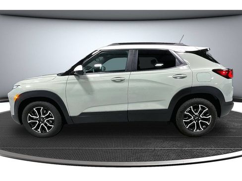 Used 2025 Chevrolet TrailBlazer ACTIV w/ Convenience Package FWD image 16