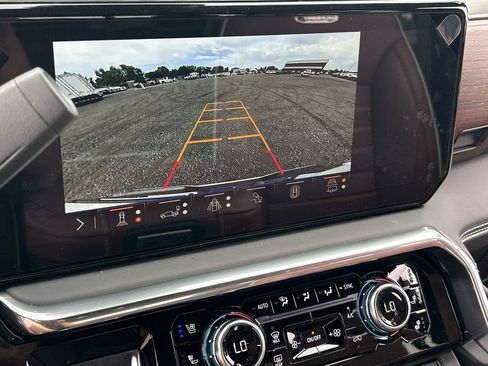 New 2026 GMC Sierra 3500 Denali Ultimate AWD/4WD image 15