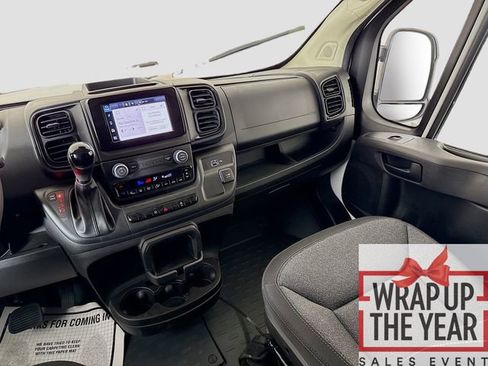 Used 2025 RAM ProMaster 2500 w/ Convenience Group image 21