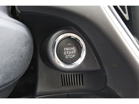 Certified 2024 Subaru Crosstrek 2.0i Premium image 19