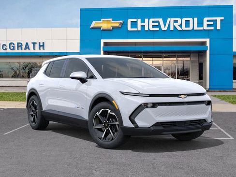 New 2026 Chevrolet Equinox EV LT w/ Comfort Package image 7