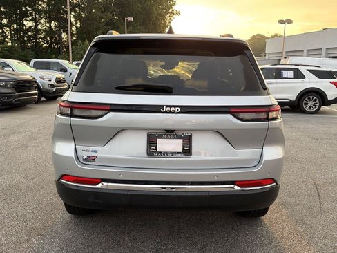 Used 2022 Jeep Grand Cherokee Limited 4xe AWD/4WD image 6