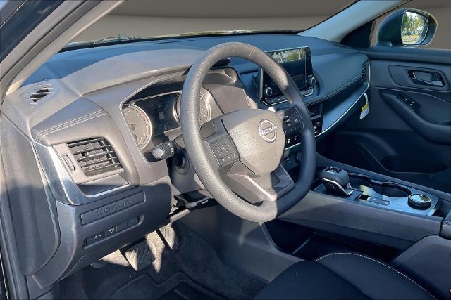 Certified 2026 Nissan Rogue S AWD/4WD image 12