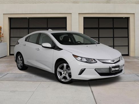 Used 2018 Chevrolet Volt LT w/ LT Driver Confidence Package FWD image 32