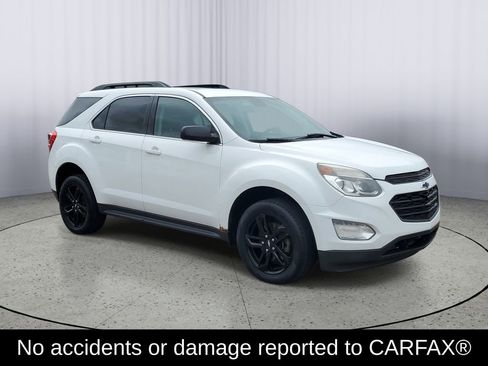 Used 2017 Chevrolet Equinox LT AWD/4WD image 2