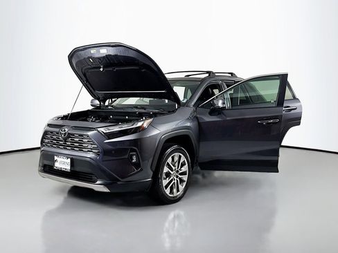 Used 2023 Toyota RAV4 Limited AWD/4WD image 18