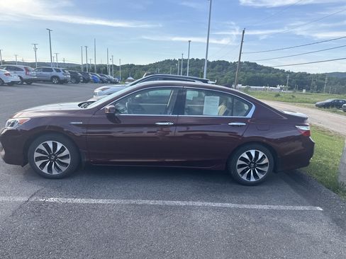 Used 2017 Honda Accord EX-L image 6