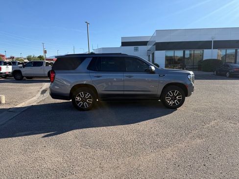 Used 2021 GMC Yukon AT4 w/ AT4 Premium Plus Package AWD/4WD image 4