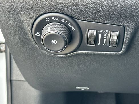 New 2026 Jeep Compass Latitude image 31